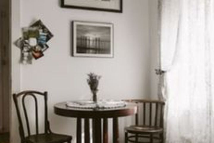Room 9 of 17