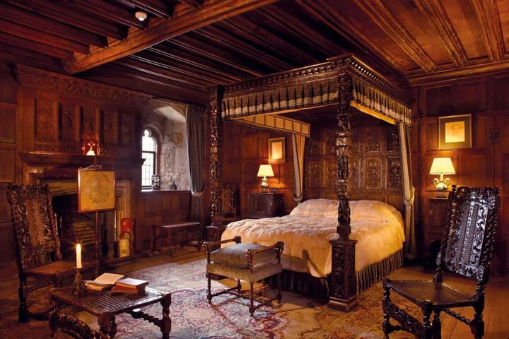 Room 3 of 5