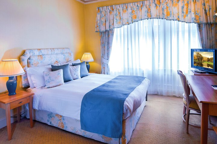 Room 44 of 110