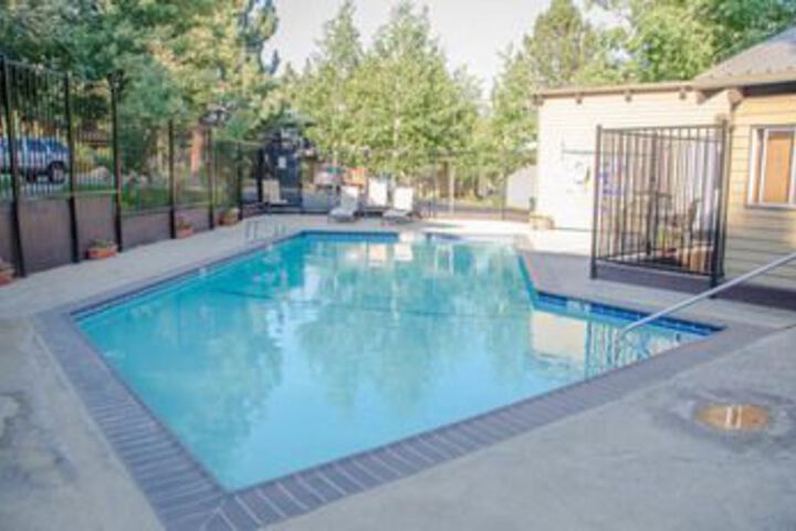 Pool 16 of 20