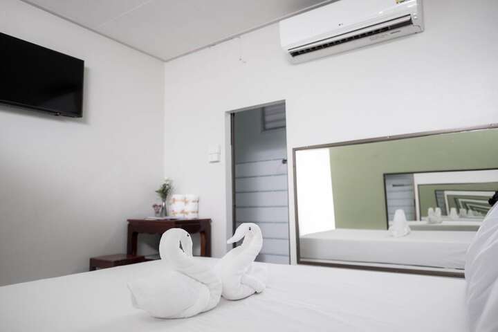 Room 5 of 21