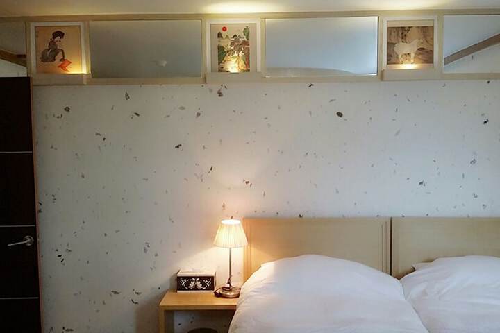 Room 13 of 39