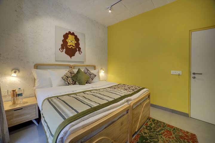 Room 6 of 23