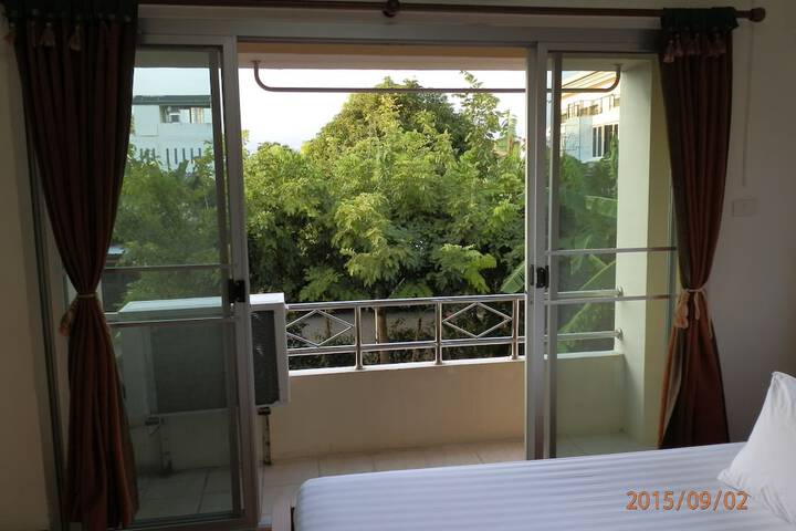Room 17 of 79