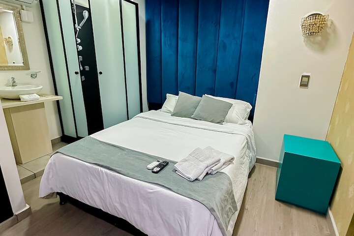 Room 64 of 87