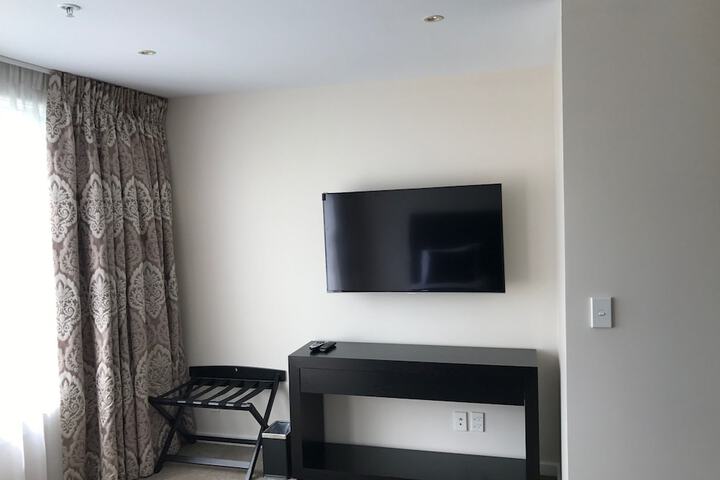 Room 4 of 53