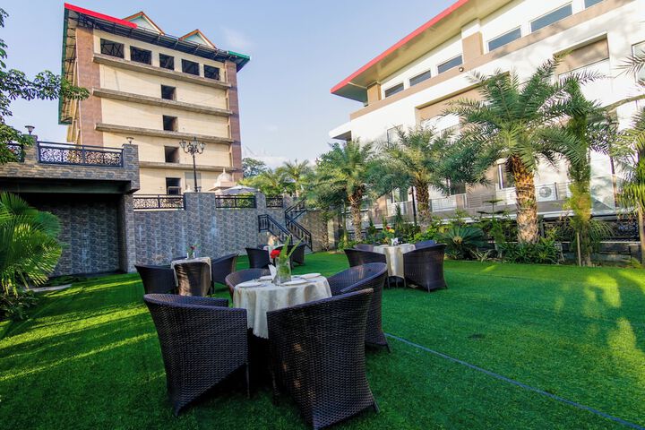 Hotel Exterior 59 of 71