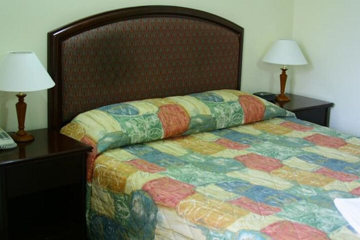 Room 5 of 24