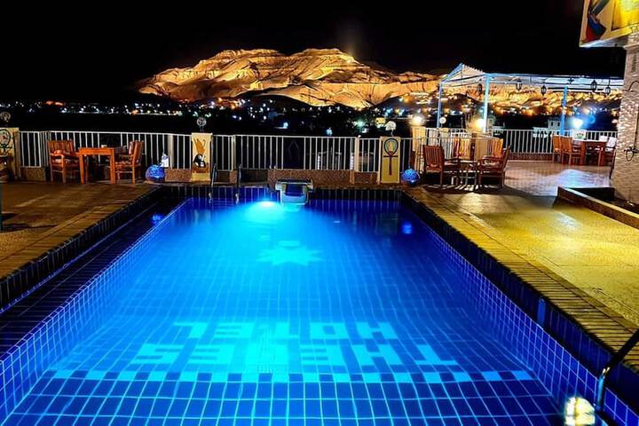 Pool 94 of 164