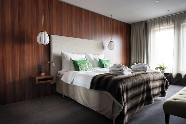 Room 4 of 86