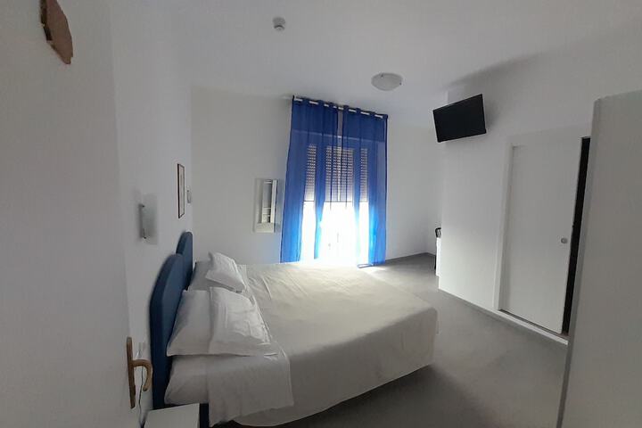 Room 18 of 57