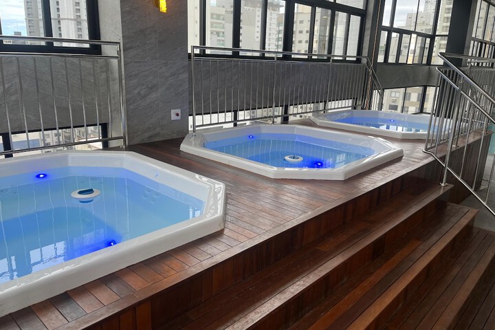 Pool 56 of 88