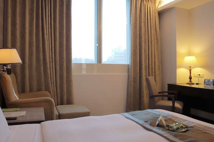 Room 45 of 72