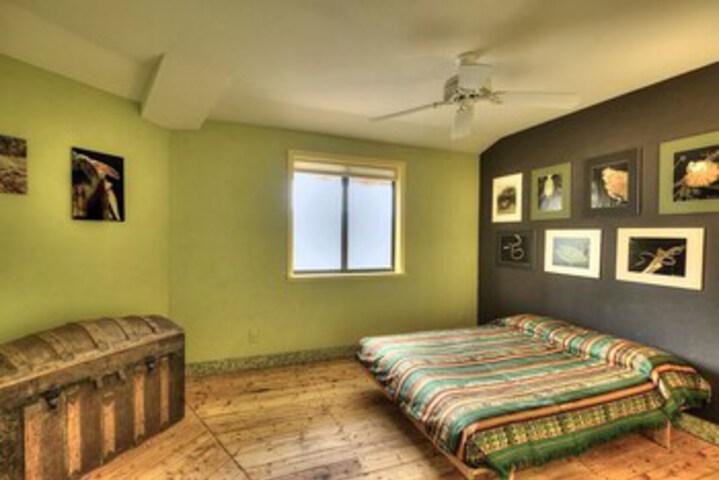 Room 31 of 40