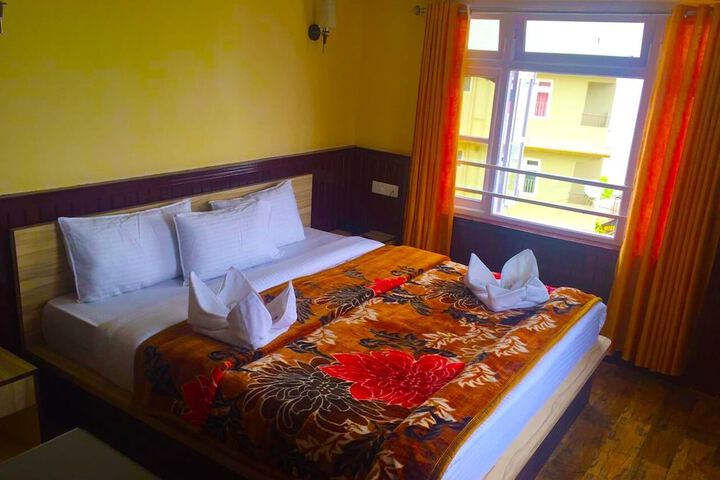 Room 15 of 43