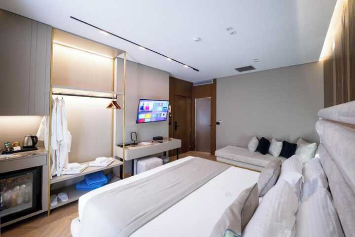 Room 103 of 265