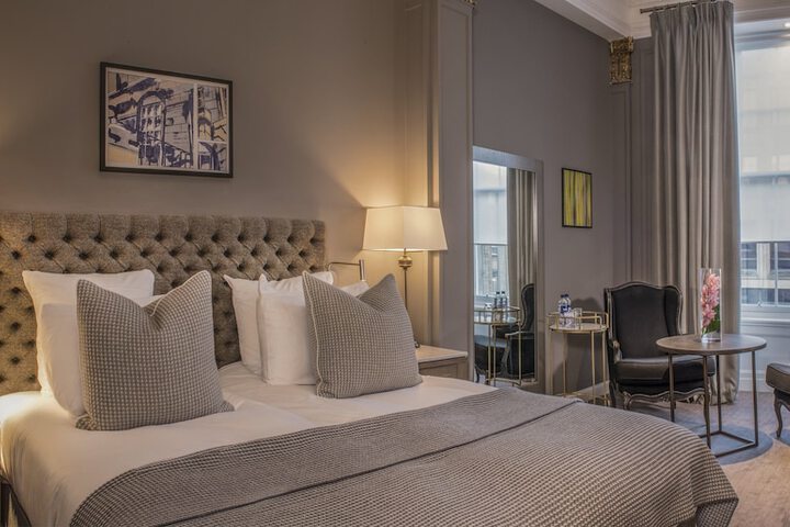 Room 20 of 140