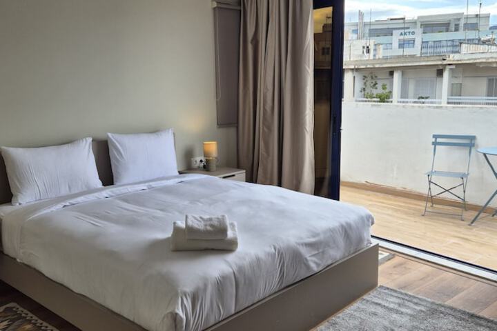Room 42 of 86