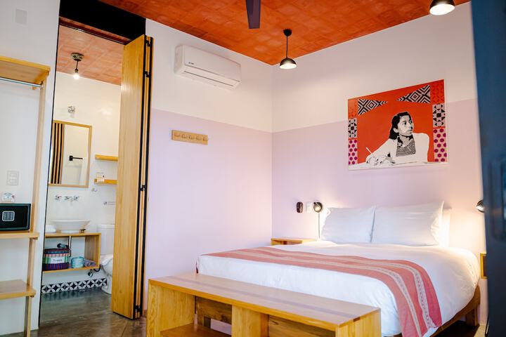 Room 14 of 92