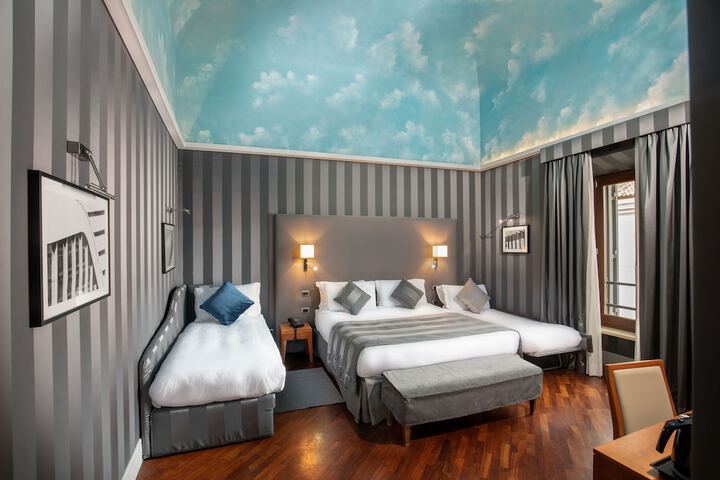 Room 29 of 78