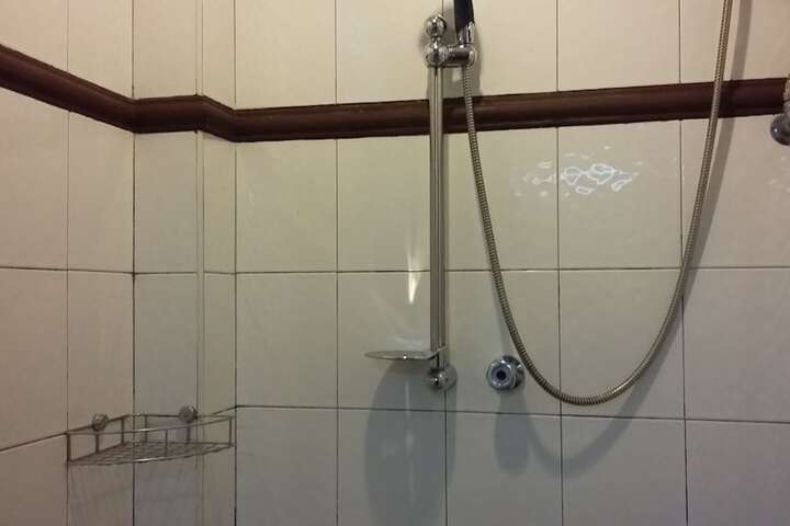 Room 90 of 133