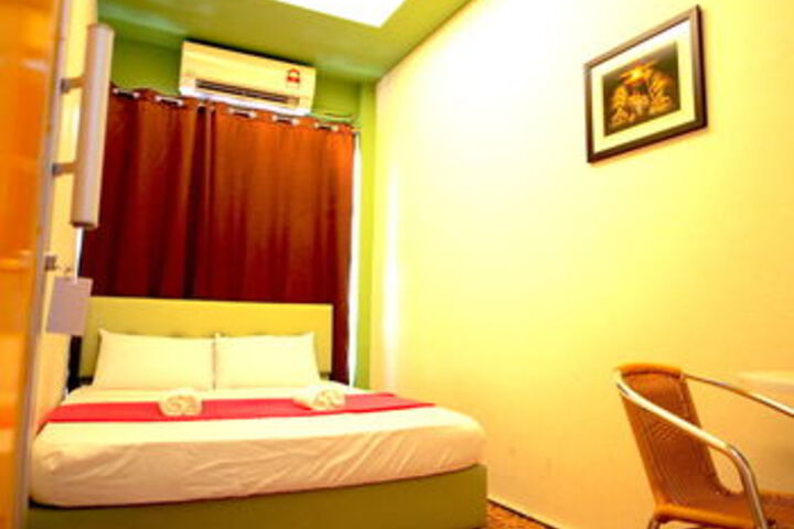 Room 21 of 26