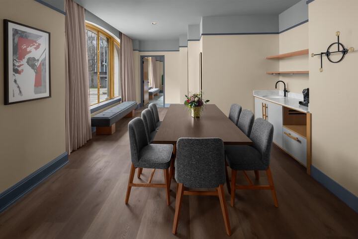 Room 20 of 61