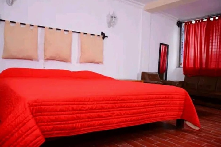 Room 5 of 27