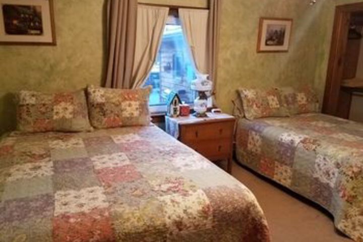 Room 44 of 66