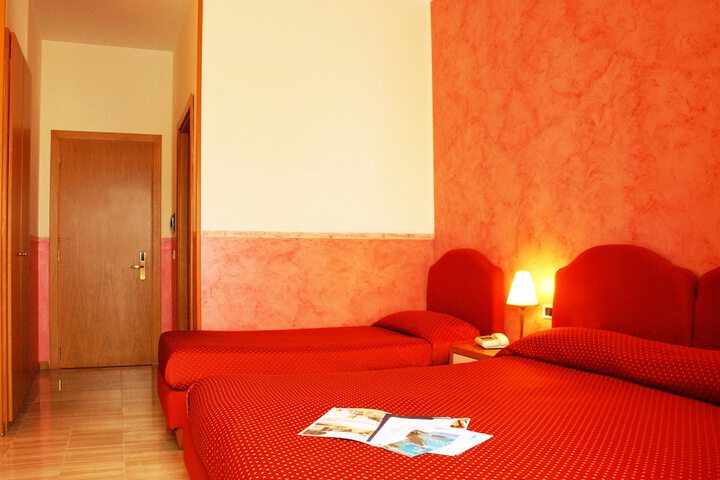 Room 12 of 47