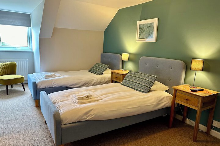 Room 9 of 40