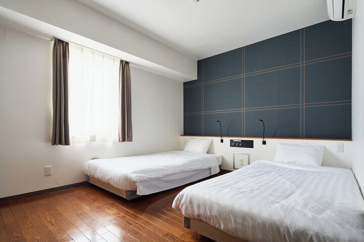 Room 11 of 53