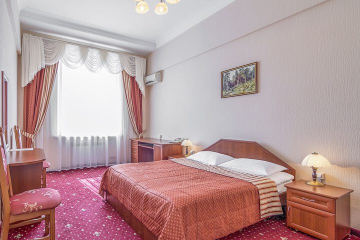 Room 14 of 69