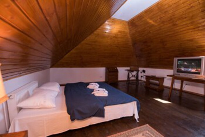 Room 14 of 44