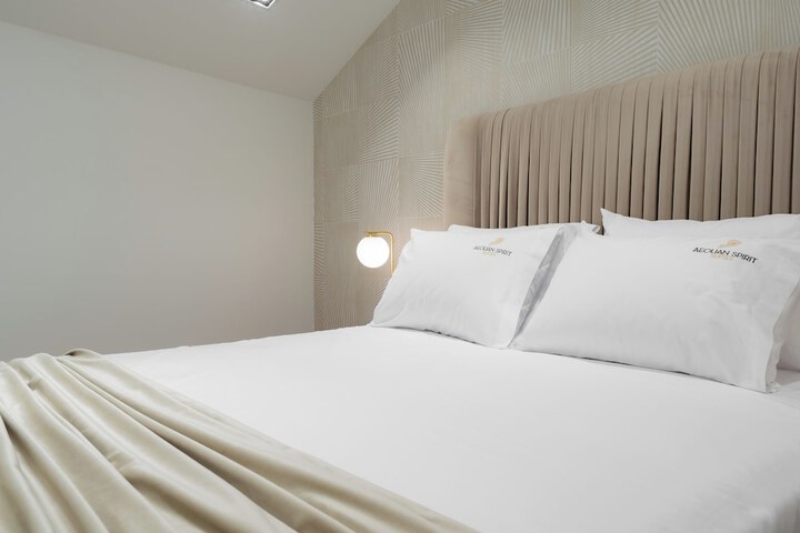 Room 11 of 60