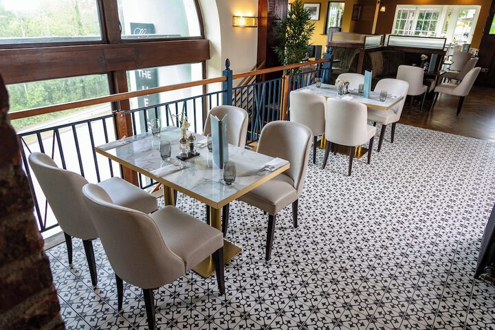Dining Photos