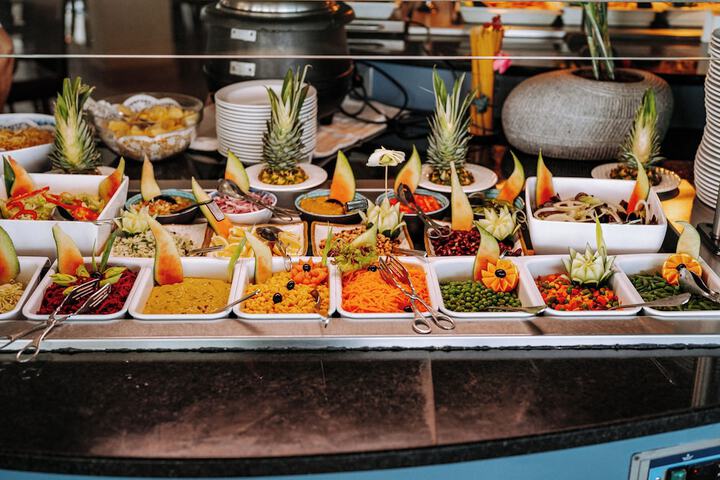 Dining 56 of 76