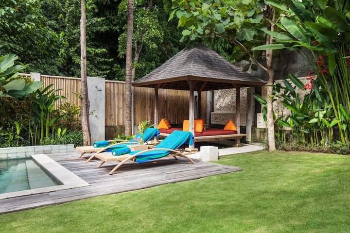 Room 13 of 42