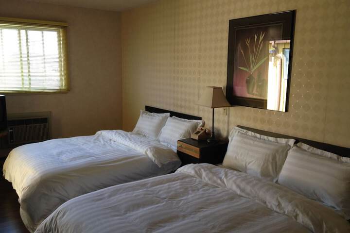 Room 14 of 46