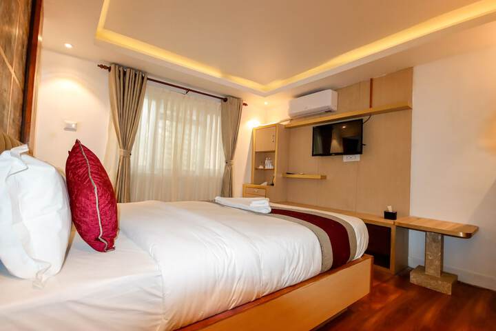 Room 3 of 66