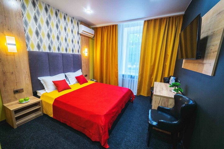 Room 15 of 65