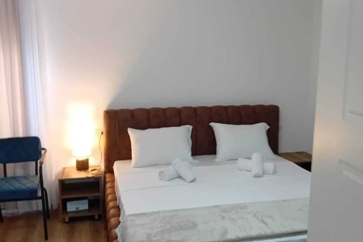 Room 2 of 12