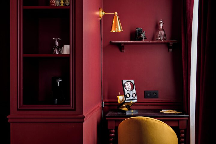 Room 25 of 63
