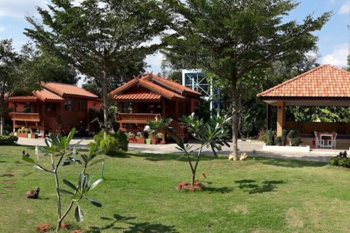 Hotel Exterior 49 of 49