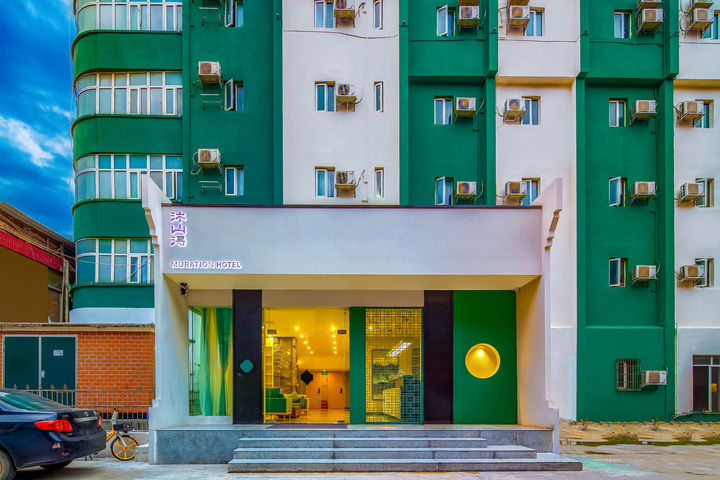 Hotel 3 of 27