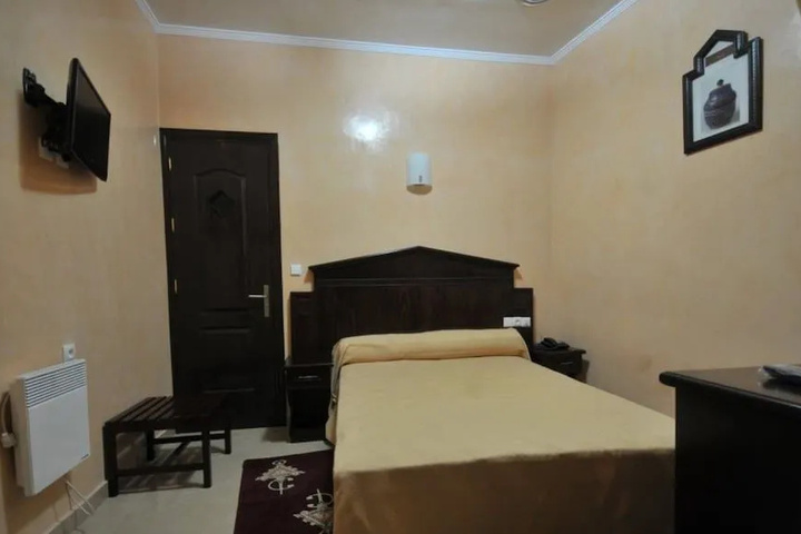 Room 4 of 11