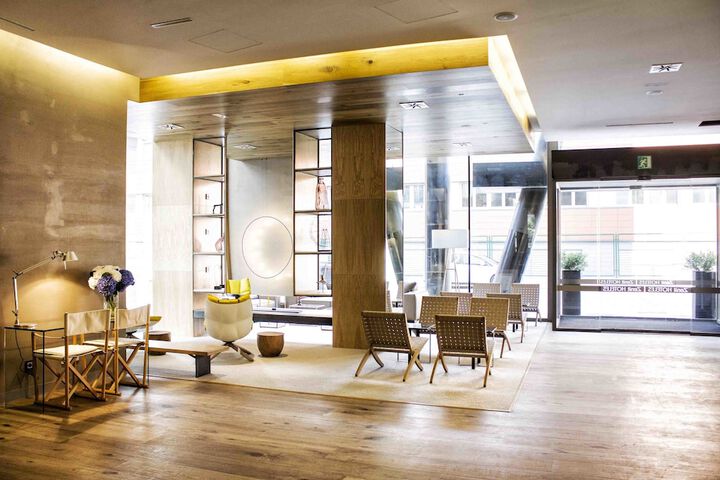 Guest Lobby