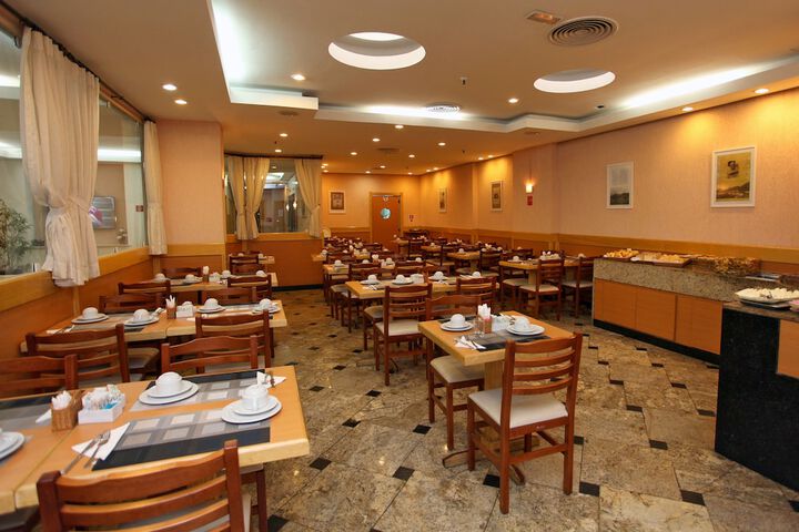Dining 71 of 94