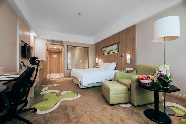 Room 4 of 139