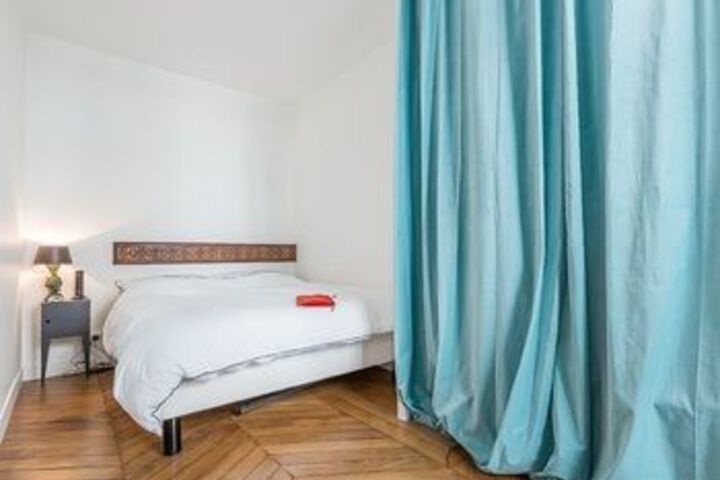 Room 15 of 35